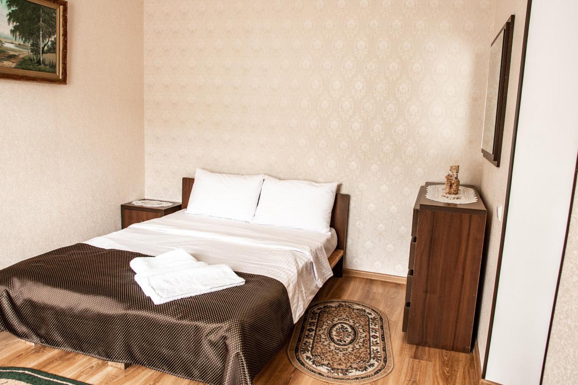 Bilya Richky Hotel Kamianets-Podilskyi Exterior photo